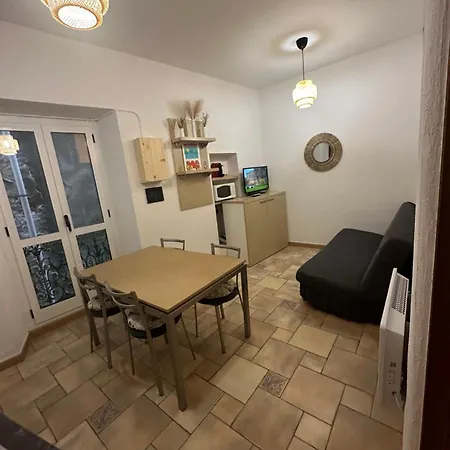 Capodanna, A Deux Pas Des Plages Au Coeur De La Vieille Ville Menton Exterior foto